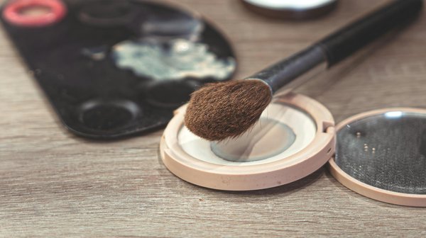 Quels sont les conseils pour un look chic et décontracté ?