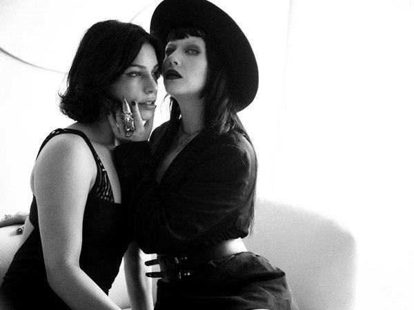 Top 10 des tendances de chaussures à la mode en 2022 : Votre guide incontournable pour rester stylé !